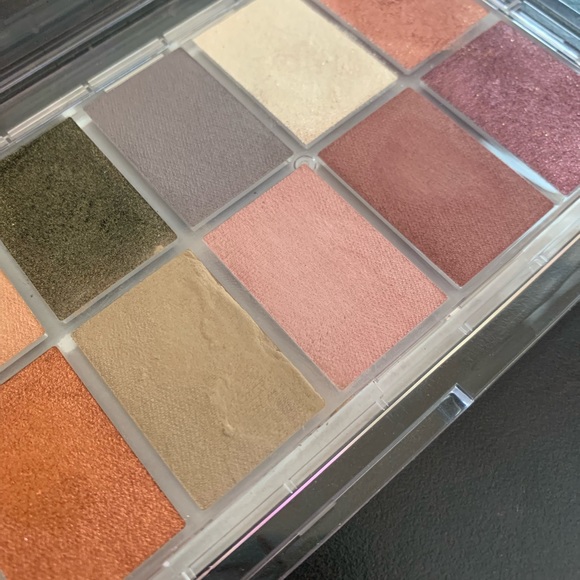 KVD Beauty planet fanatic palette - Picture 6 of 11